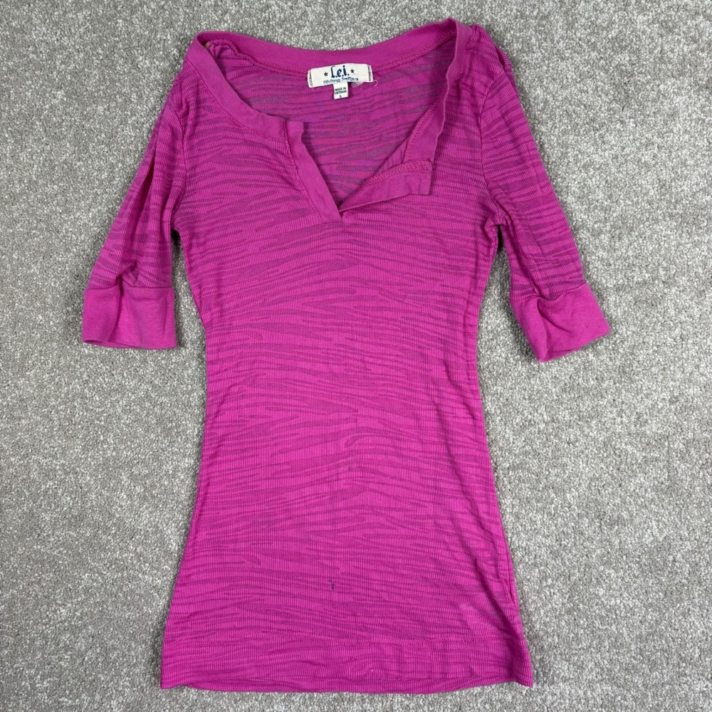 L.E.I. Womens Pink Zebra Print Ribbed Henley Top Short Sleeve Small